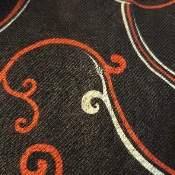 HANDMADE 100% WOOL SWIRL PATTERNED CHOCOLATE BROWN BLACK RED AND CREAM SCARF O/S - Picture 9 of 9